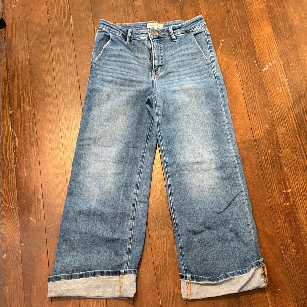 Stylish Denim Wide-Leg Jeans